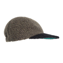 画像をギャラリービューアに読み込む, Main Line Classic 6 Panel Cap // Boa Fleece (SM / ML - 2 colors)