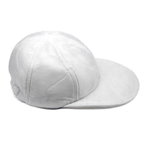 Load image into Gallery viewer, LAST ONE - Reissue Classic 6 Panel Cap // Vintage US M65 Liner - White